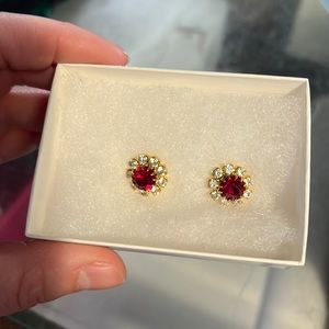 2 pairs of unworn rhinestone earrings